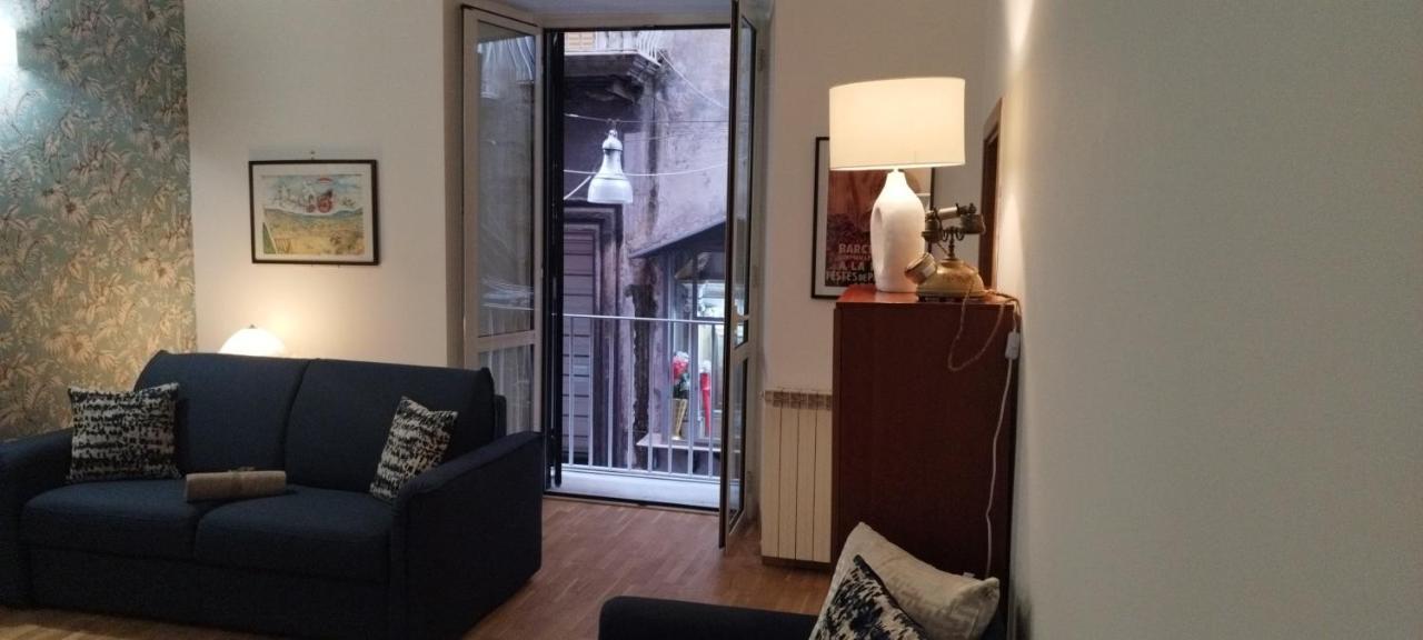 Civico 18 Suite Napels Buitenkant foto