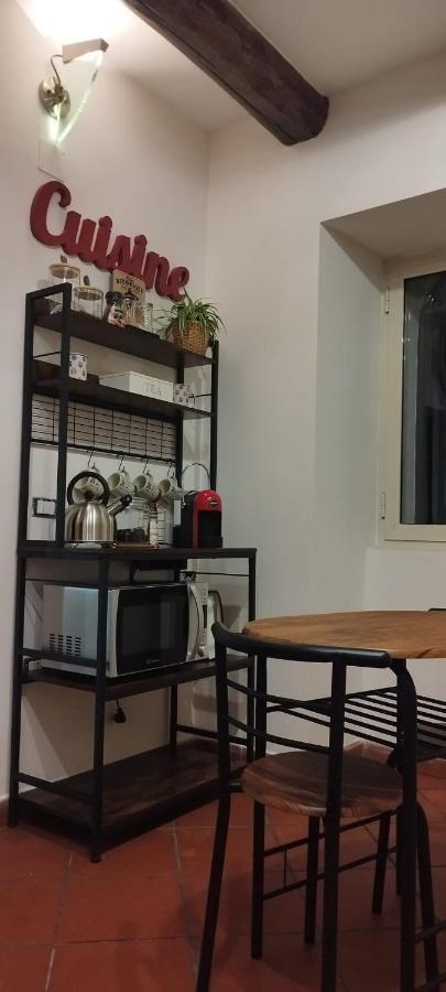 Civico 18 Suite Napels Buitenkant foto